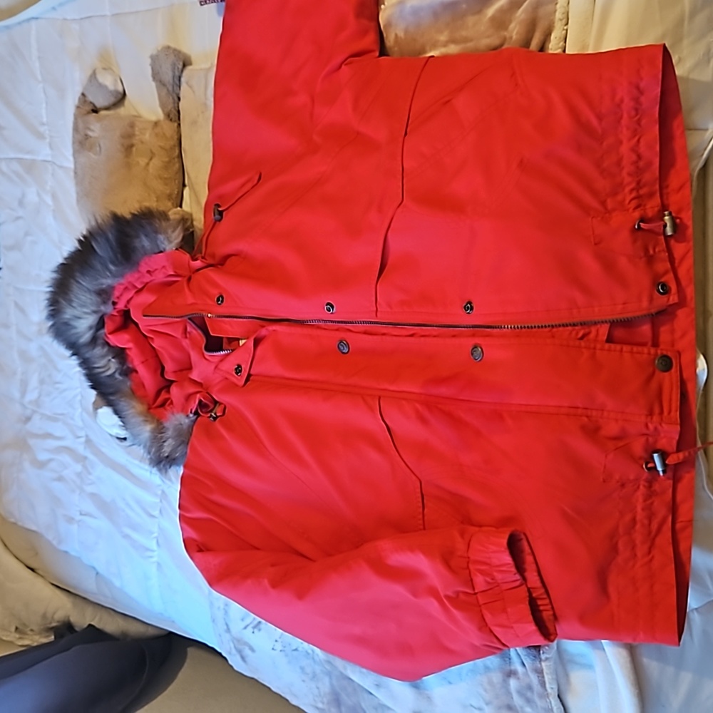 Towne London Fog Red Button Down Red Removeable Faux Fur Hooded Jacket Womens